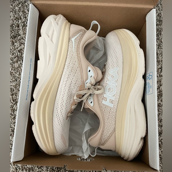 Hoka Shoes - Hoka bondi 8